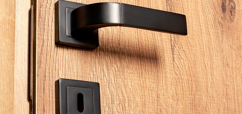 Weekend Lockout Assistance Troubleshooting in Calabasas, California