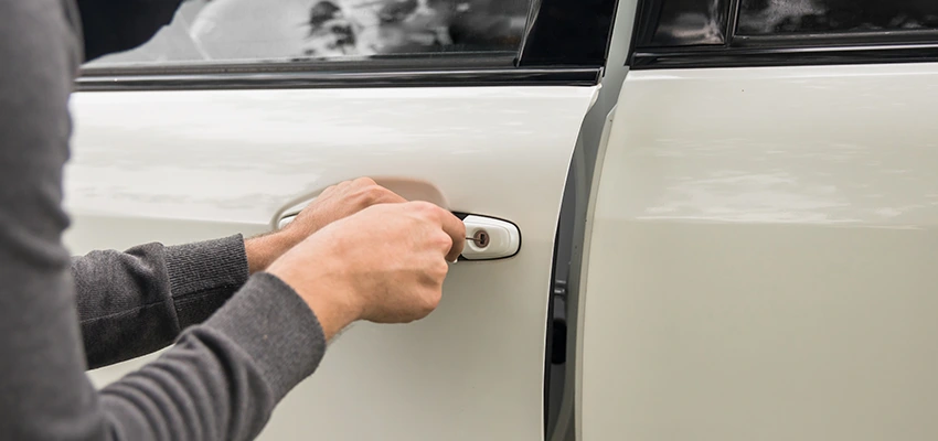 Unlock Car Door Service in Calabasas, CA